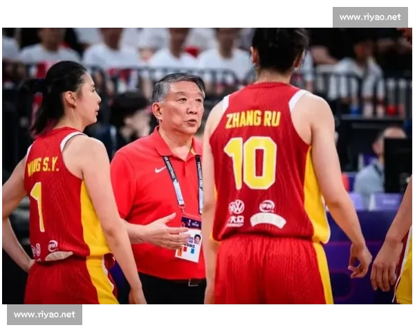 中国女篮双杀日本！杨舒予霸气接班李梦，宫鲁鸣盛赞新星成关键